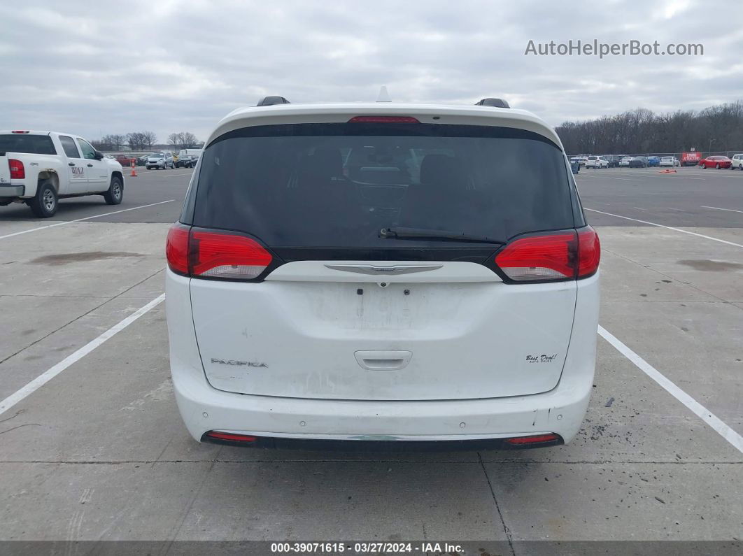 2017 Chrysler Pacifica Touring-l White vin: 2C4RC1BG1HR532602