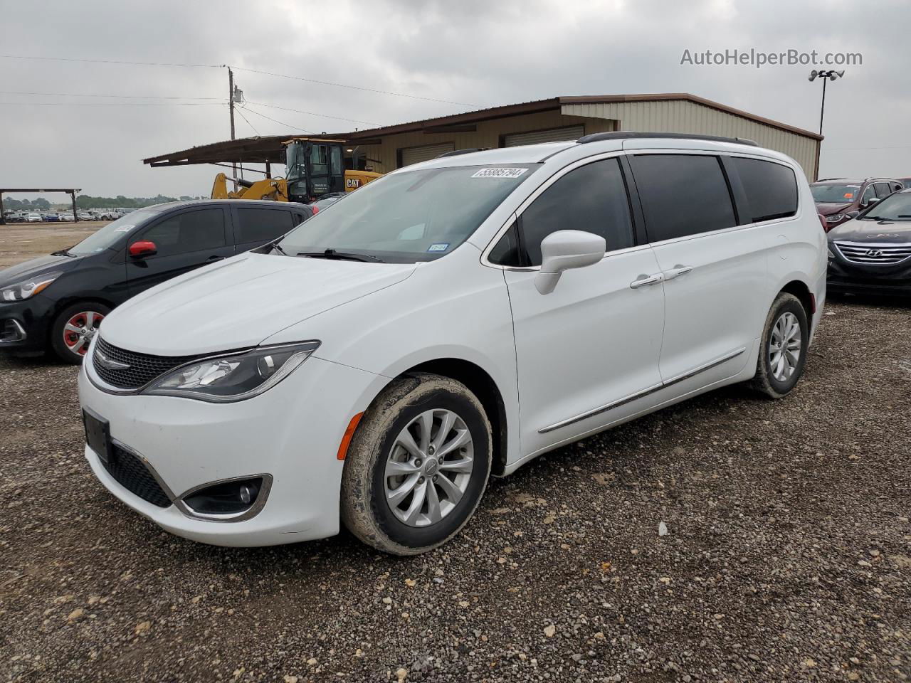 2017 Chrysler Pacifica Touring L White vin: 2C4RC1BG1HR572758