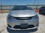 2017 Chrysler Pacifica Touring L Silver vin: 2C4RC1BG1HR667711