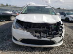 2017 Chrysler Pacifica Touring L White vin: 2C4RC1BG1HR688431