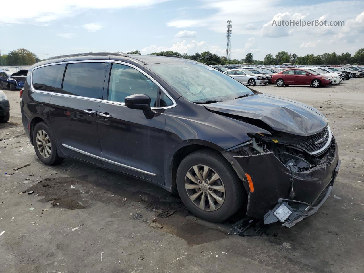 2017 Chrysler Pacifica Touring L Black vin: 2C4RC1BG1HR691880