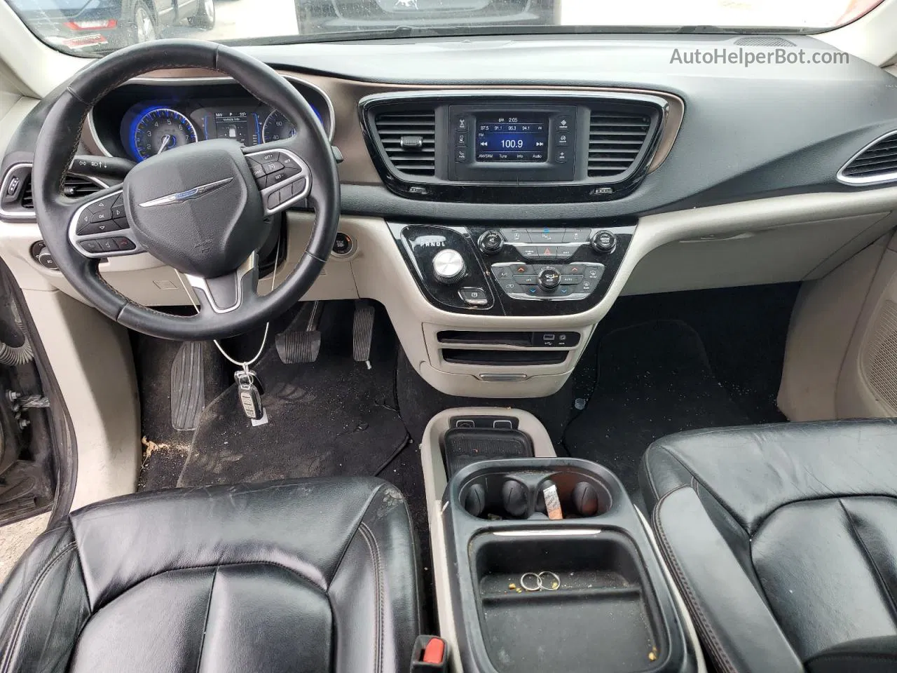 2017 Chrysler Pacifica Touring L Серый vin: 2C4RC1BG1HR702991