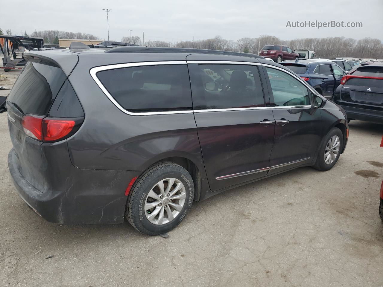 2017 Chrysler Pacifica Touring L Серый vin: 2C4RC1BG1HR702991