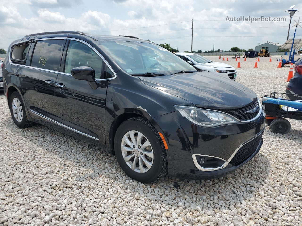 2017 Chrysler Pacifica Touring L Black vin: 2C4RC1BG1HR739507