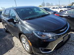 2017 Chrysler Pacifica Touring L Black vin: 2C4RC1BG1HR768232