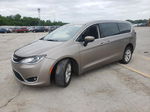 2017 Chrysler Pacifica Touring L Beige vin: 2C4RC1BG1HR816621