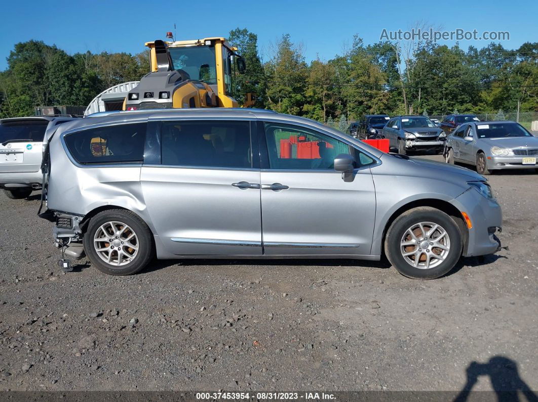 2020 Chrysler Pacifica Touring L Серебряный vin: 2C4RC1BG1LR106398