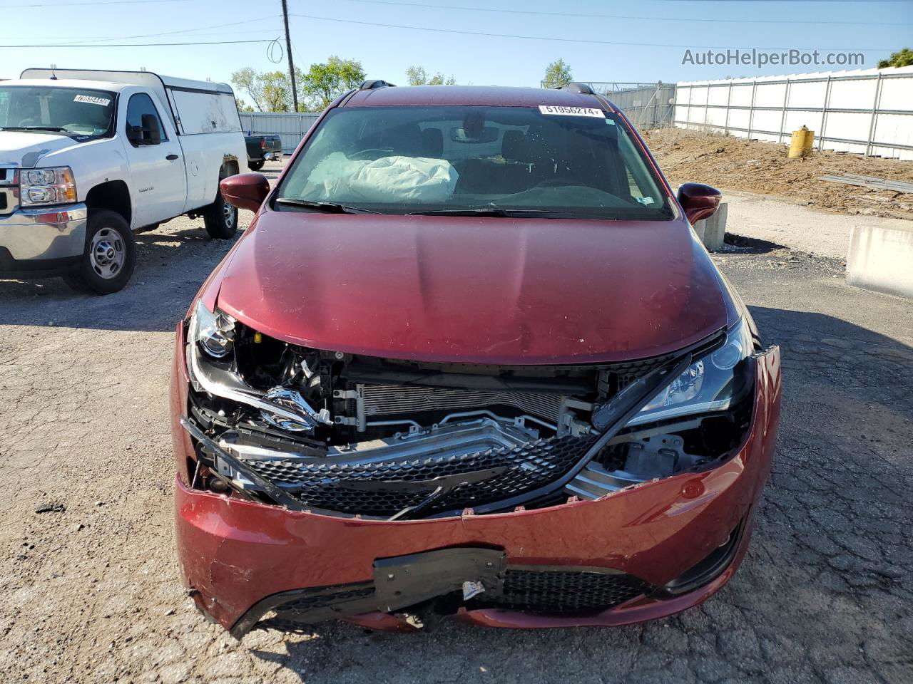 2020 Chrysler Pacifica Touring L Maroon vin: 2C4RC1BG1LR278706