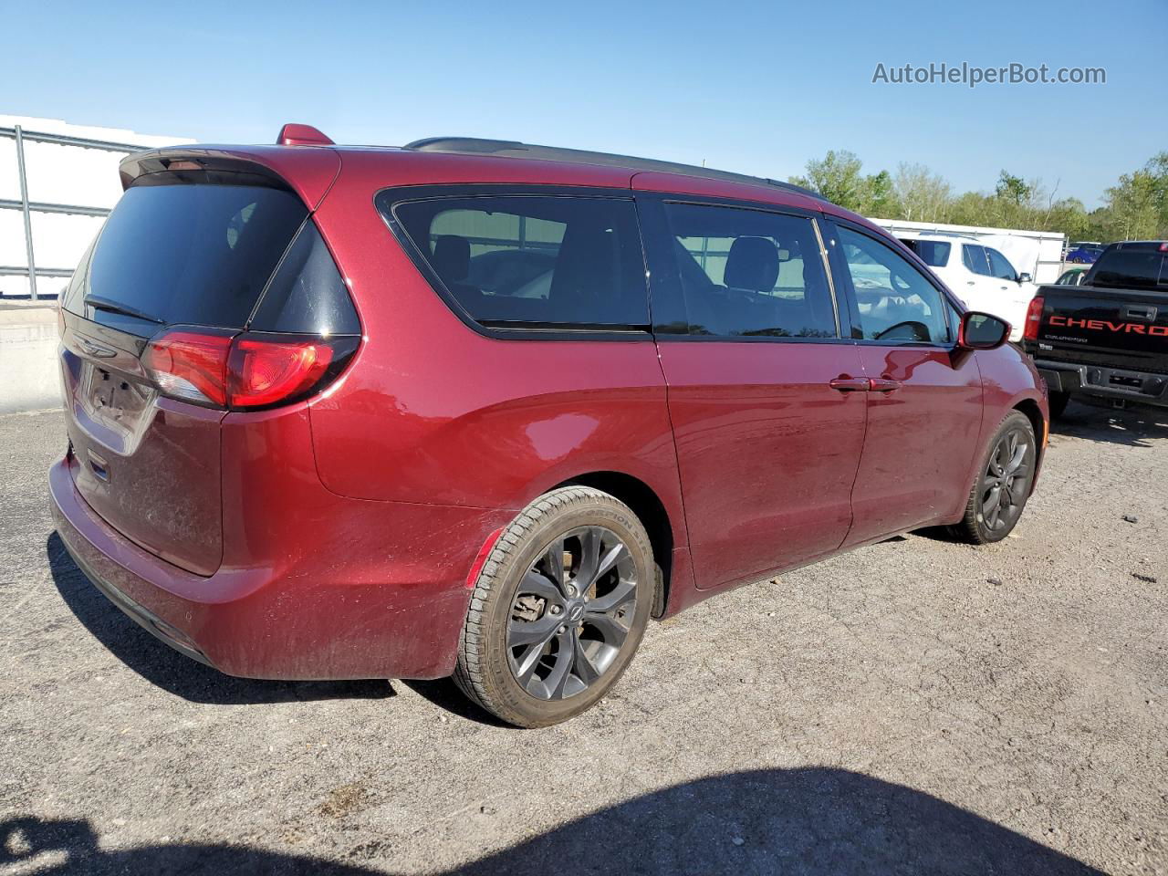 2020 Chrysler Pacifica Touring L Maroon vin: 2C4RC1BG1LR278706