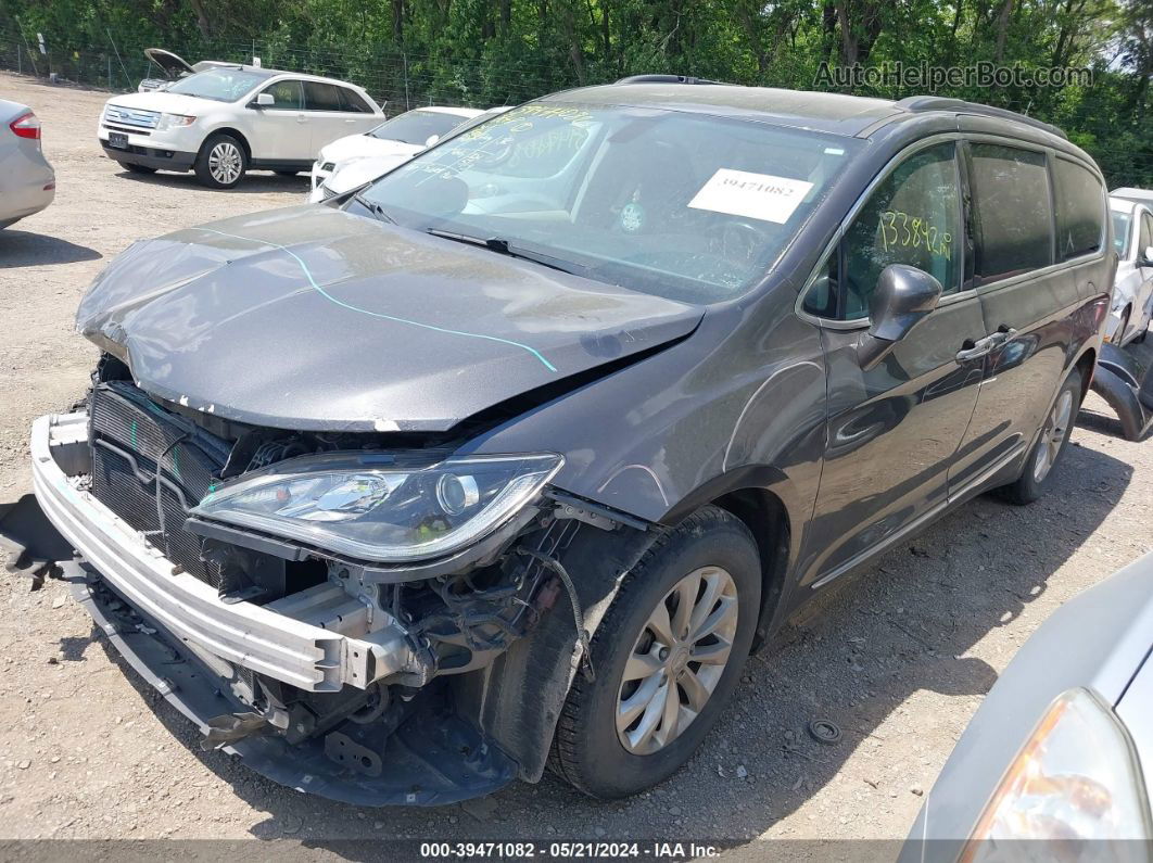 2017 Chrysler Pacifica Touring-l Gray vin: 2C4RC1BG2HR660492