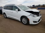 2017 Chrysler Pacifica Touring L White vin: 2C4RC1BG2HR703423