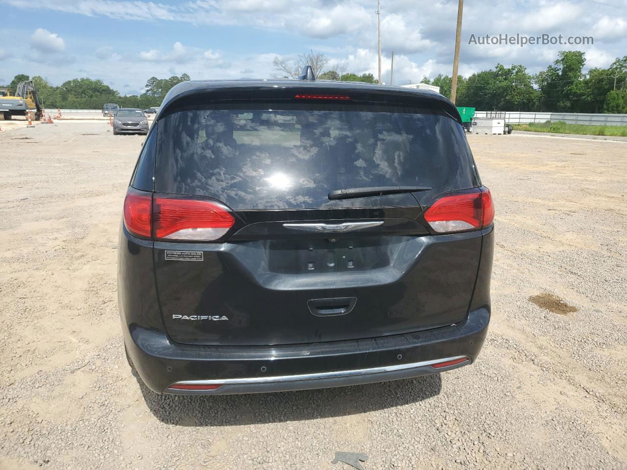 2017 Chrysler Pacifica Touring L Черный vin: 2C4RC1BG2HR753237