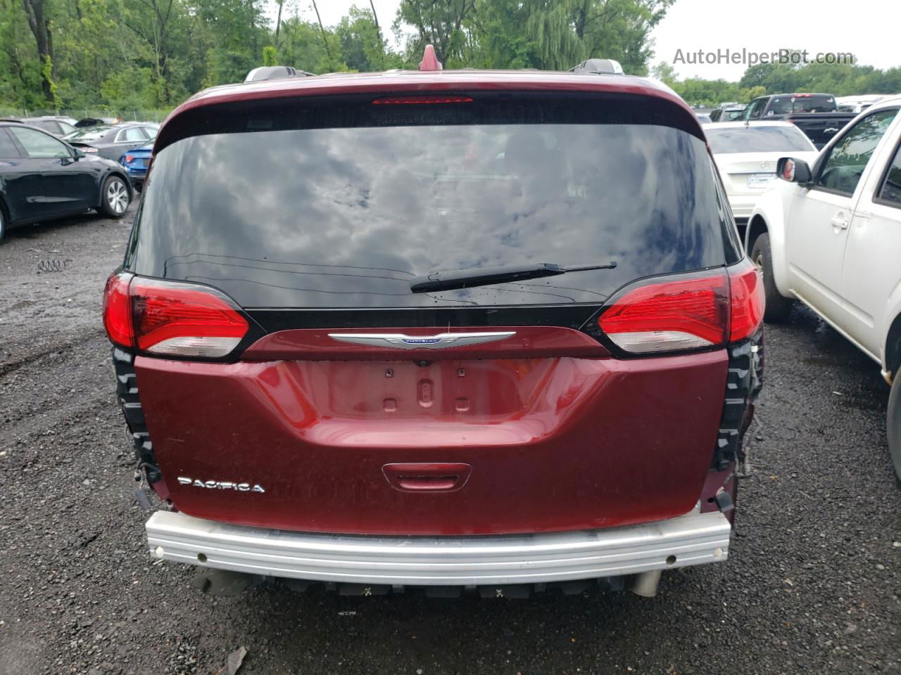 2020 Chrysler Pacifica Touring L Red vin: 2C4RC1BG2LR130306