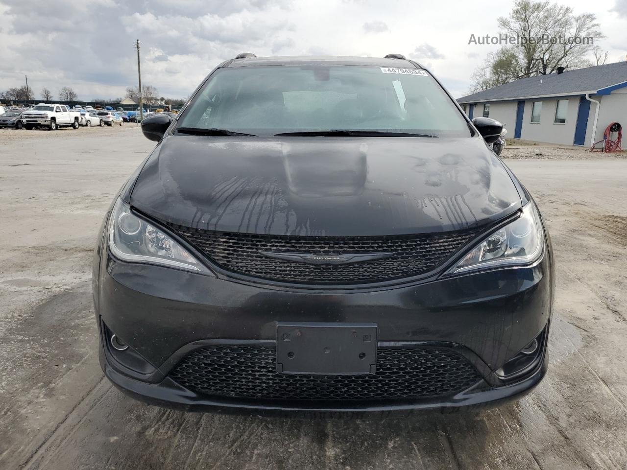 2020 Chrysler Pacifica Touring L Black vin: 2C4RC1BG2LR236125