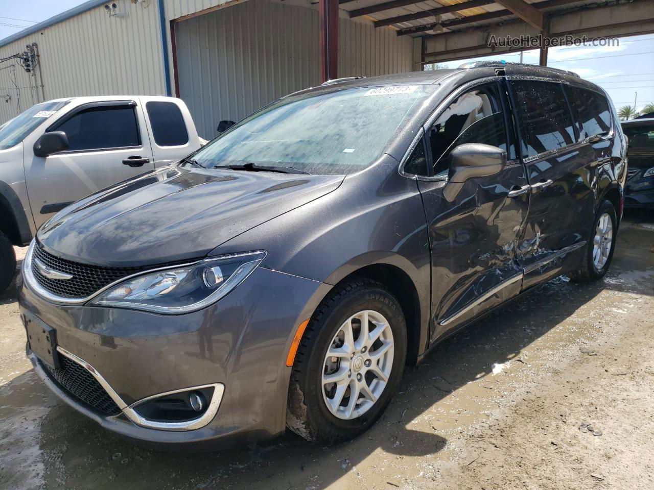 2020 Chrysler Pacifica Touring L Gray vin: 2C4RC1BG2LR275443