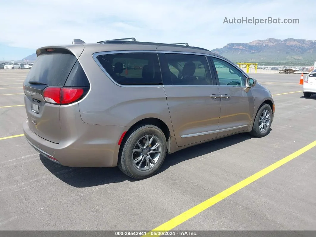 2017 Chrysler Pacifica Touring-l Brown vin: 2C4RC1BG3HR535050