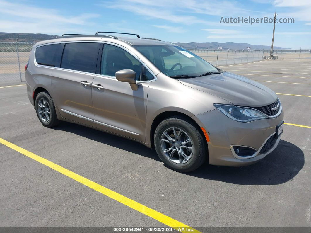 2017 Chrysler Pacifica Touring-l Brown vin: 2C4RC1BG3HR535050