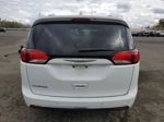 2017 Chrysler Pacifica Touring L White vin: 2C4RC1BG3HR540104