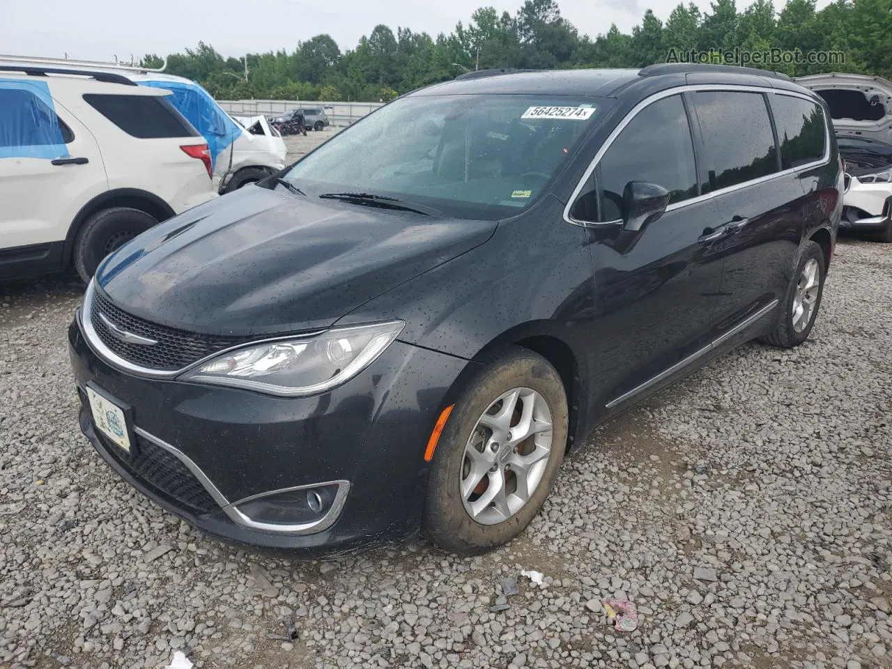 2017 Chrysler Pacifica Touring L Black vin: 2C4RC1BG3HR668312