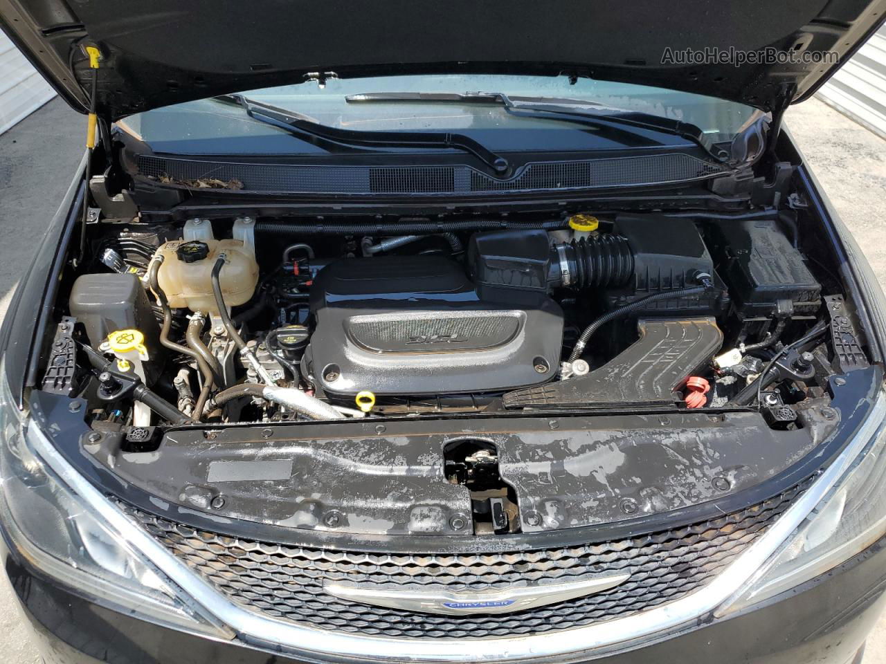 2020 Chrysler Pacifica Touring L Черный vin: 2C4RC1BG3LR112297