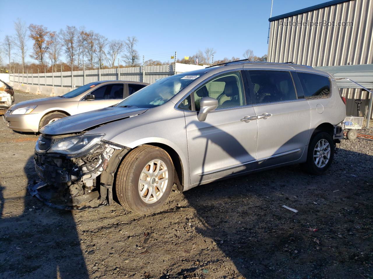 2020 Chrysler Pacifica Touring L Silver vin: 2C4RC1BG3LR177053