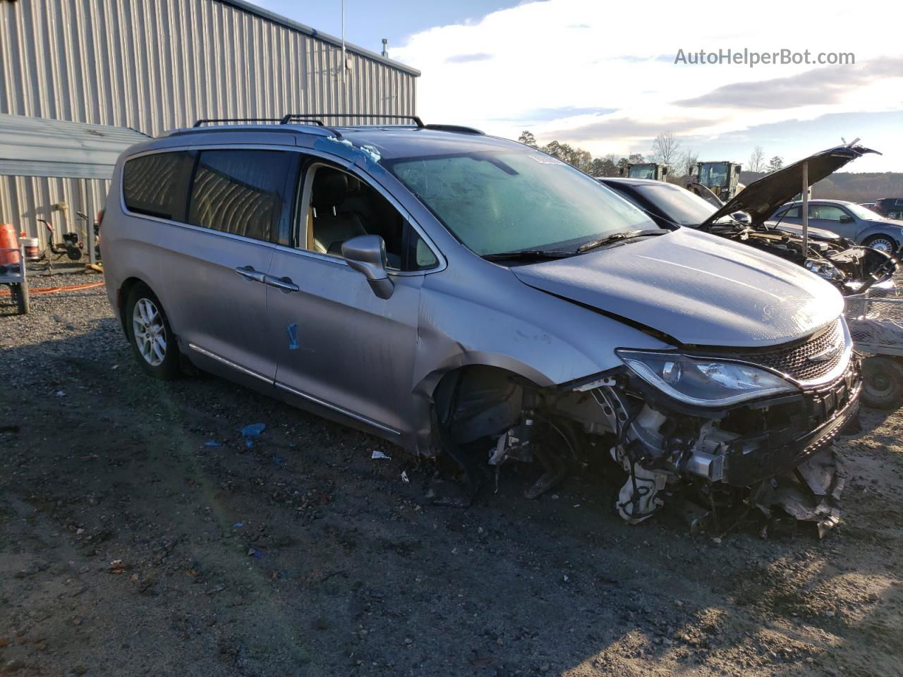 2020 Chrysler Pacifica Touring L Silver vin: 2C4RC1BG3LR177053