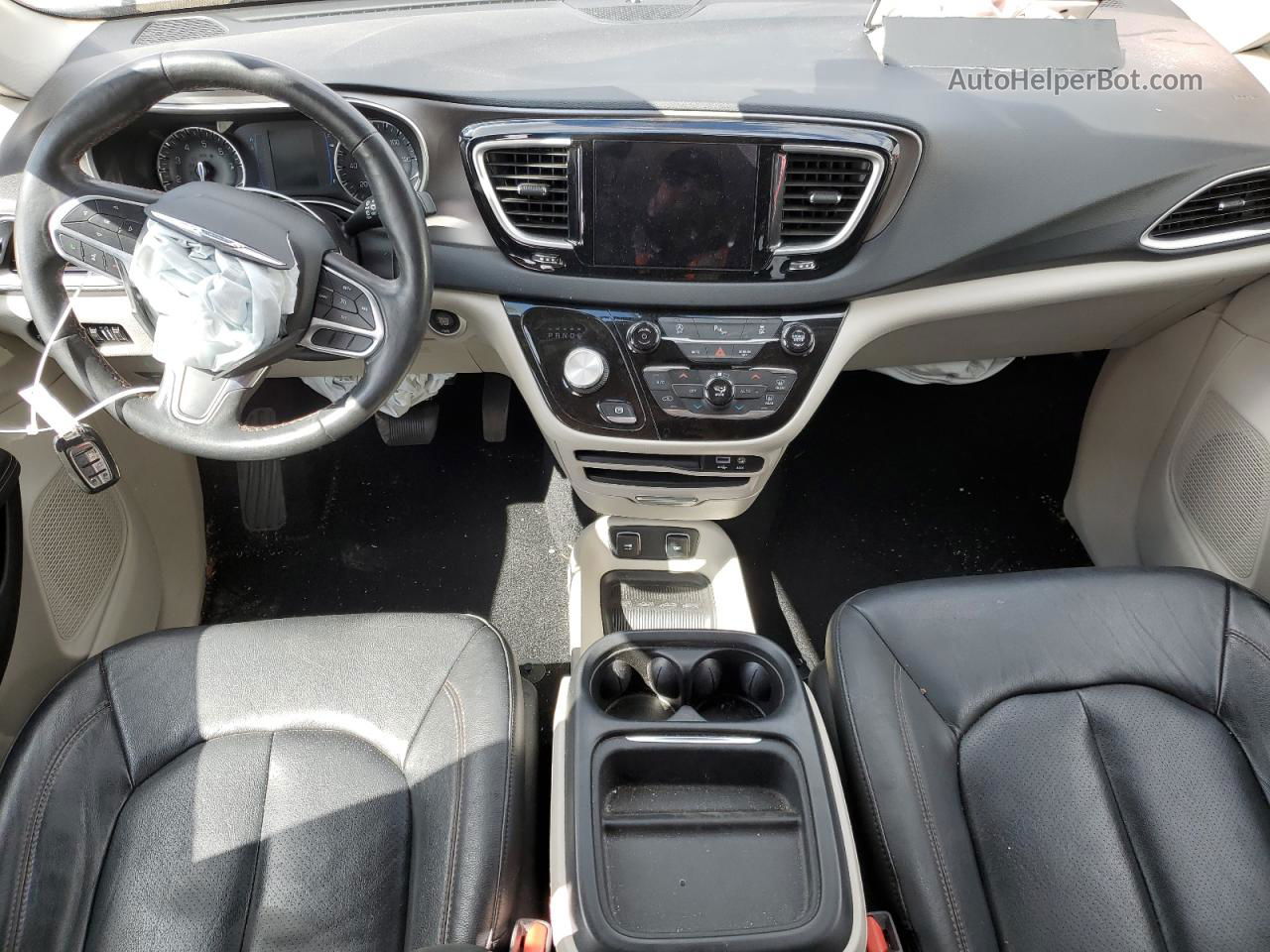 2020 Chrysler Pacifica Touring L Серебряный vin: 2C4RC1BG3LR210794