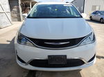 2017 Chrysler Pacifica Touring L White vin: 2C4RC1BG4HR527426