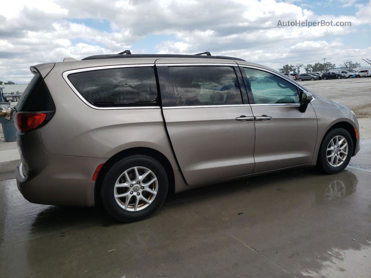 2017 Chrysler Pacifica Touring L Gold vin: 2C4RC1BG4HR771254