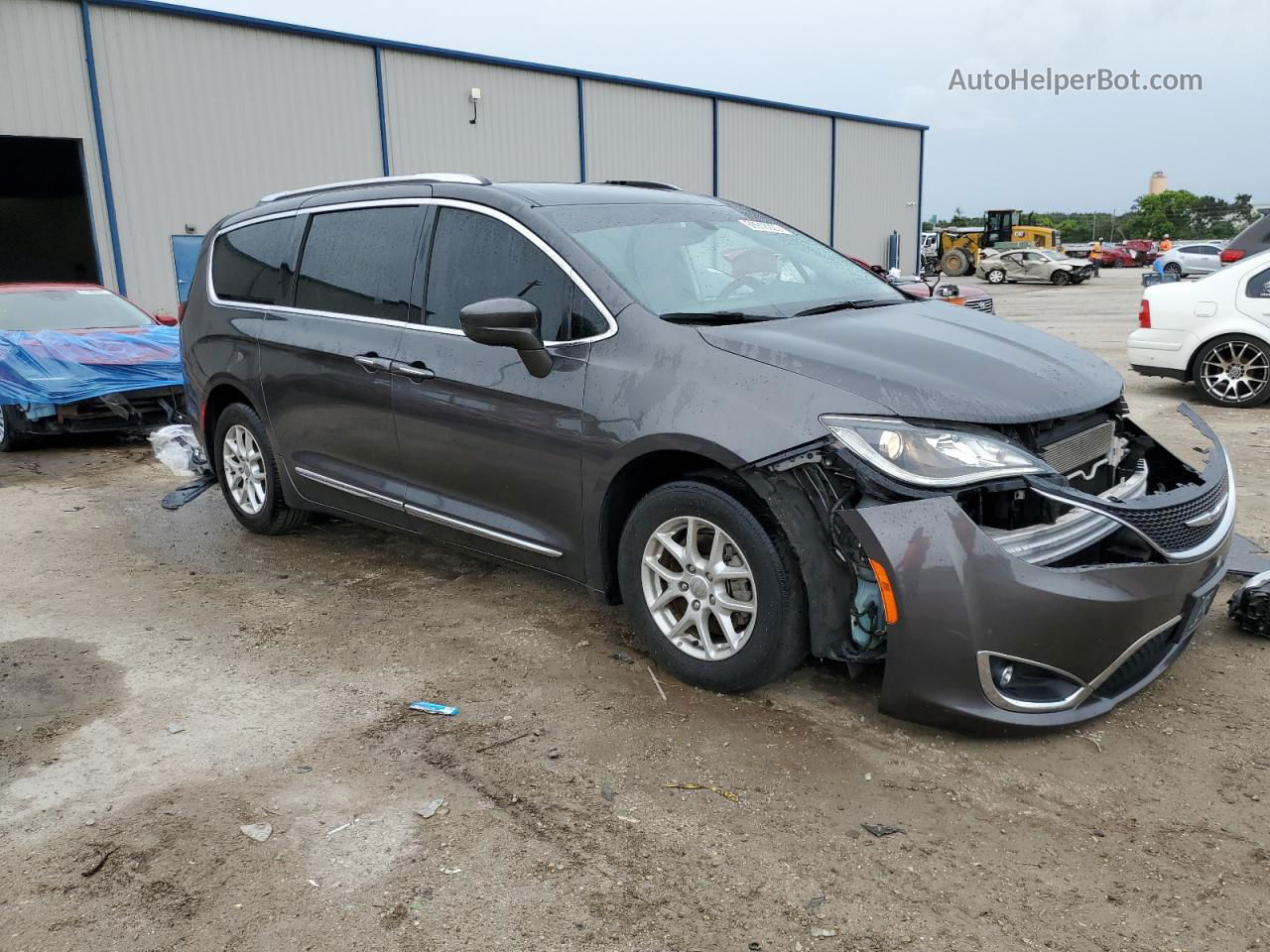 2020 Chrysler Pacifica Touring L Gray vin: 2C4RC1BG4LR114415