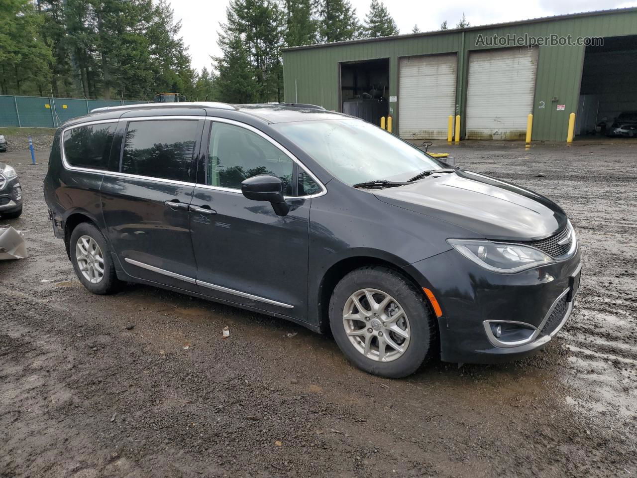 2020 Chrysler Pacifica Touring L Black vin: 2C4RC1BG4LR205099