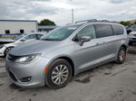 2017 Chrysler Pacifica Touring L Silver vin: 2C4RC1BG5HR530061