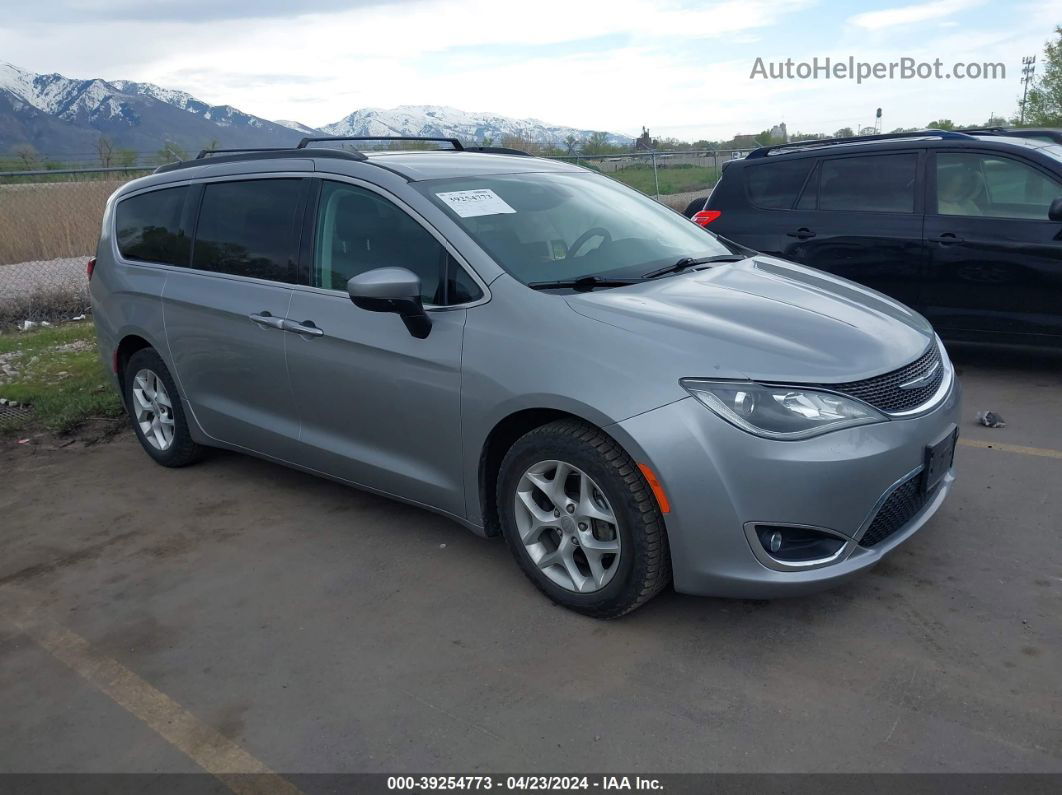 2017 Chrysler Pacifica Touring Plus Gray vin: 2C4RC1BG5HR768573