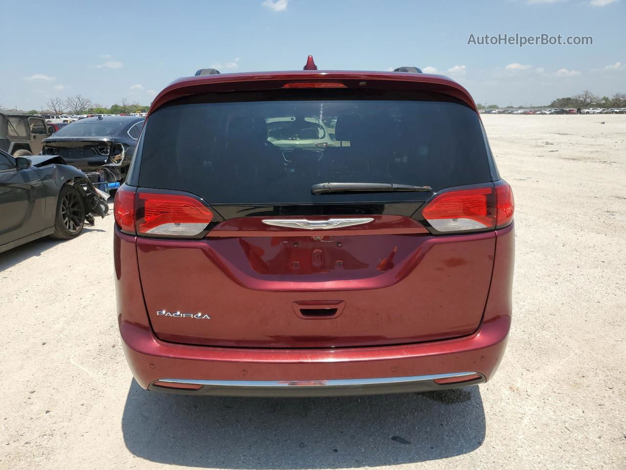 2017 Chrysler Pacifica Touring L Maroon vin: 2C4RC1BG5HR795028