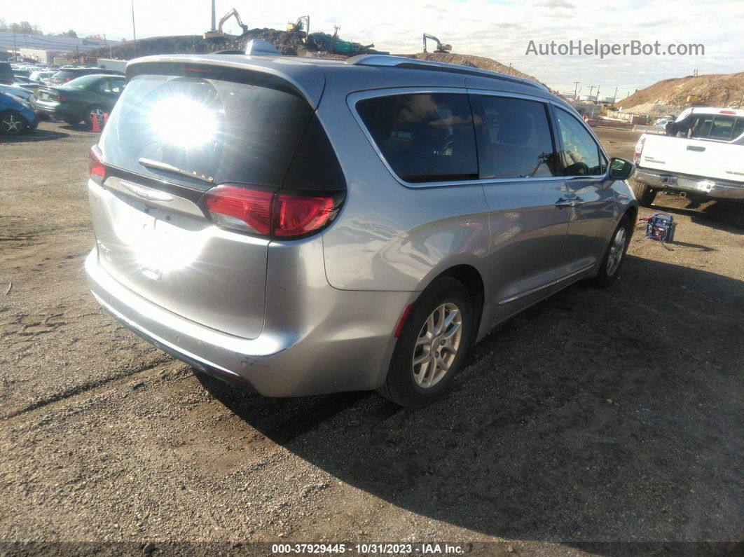 2020 Chrysler Pacifica Touring L Серебряный vin: 2C4RC1BG5LR111605