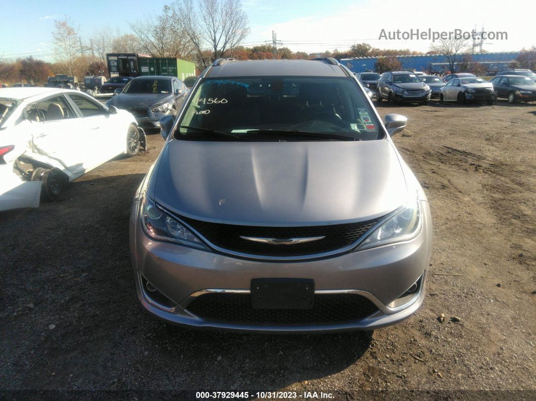 2020 Chrysler Pacifica Touring L Серебряный vin: 2C4RC1BG5LR111605