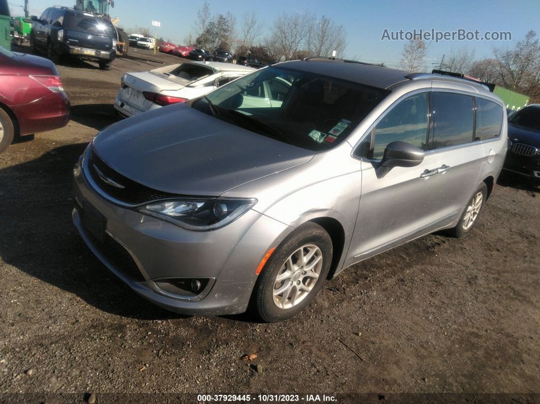 2020 Chrysler Pacifica Touring L Серебряный vin: 2C4RC1BG5LR111605