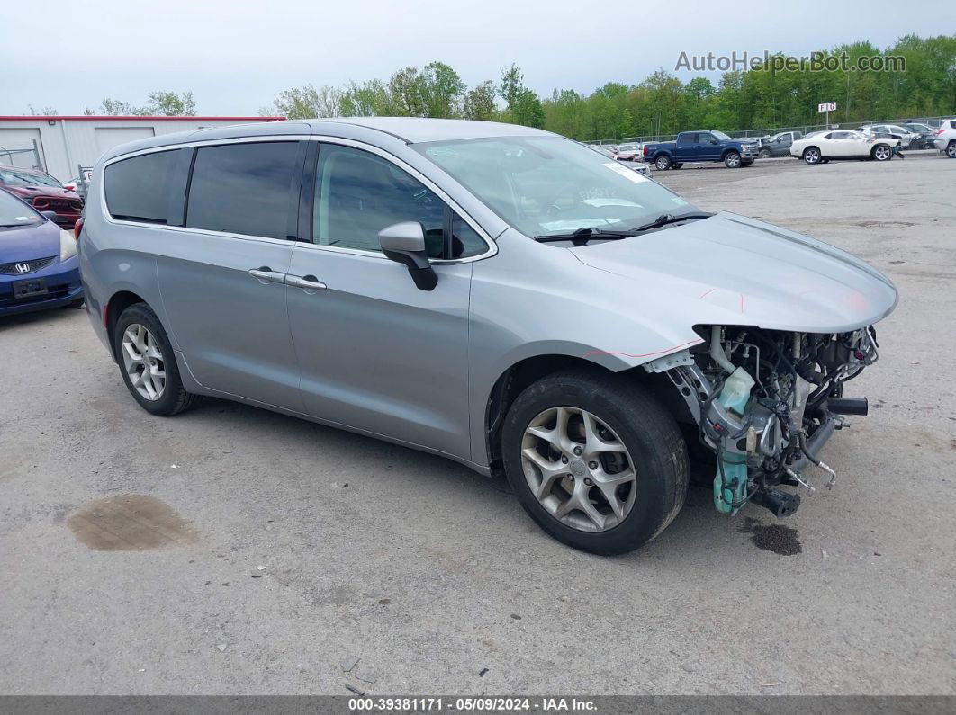 2017 Chrysler Pacifica Touring Plus Gray vin: 2C4RC1BG6HR841255