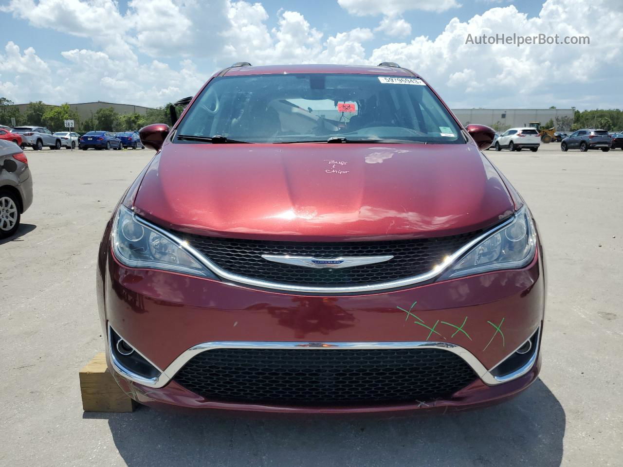 2020 Chrysler Pacifica Touring L Red vin: 2C4RC1BG6LR125786