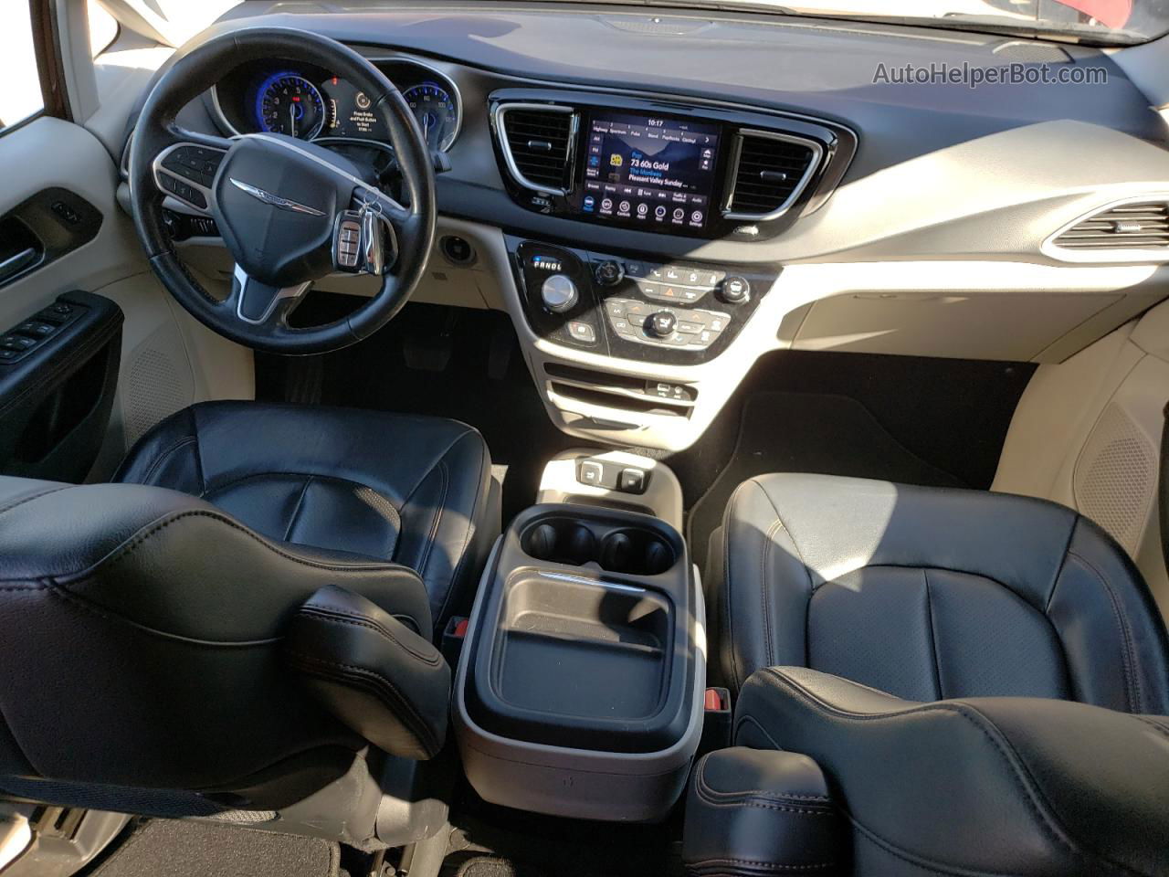 2020 Chrysler Pacifica Touring L Бордовый vin: 2C4RC1BG6LR135511