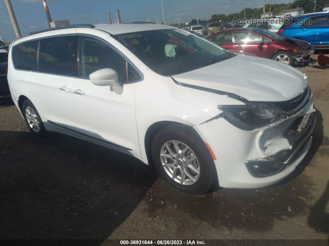 2020 Chrysler Pacifica Touring L White vin: 2C4RC1BG6LR139347