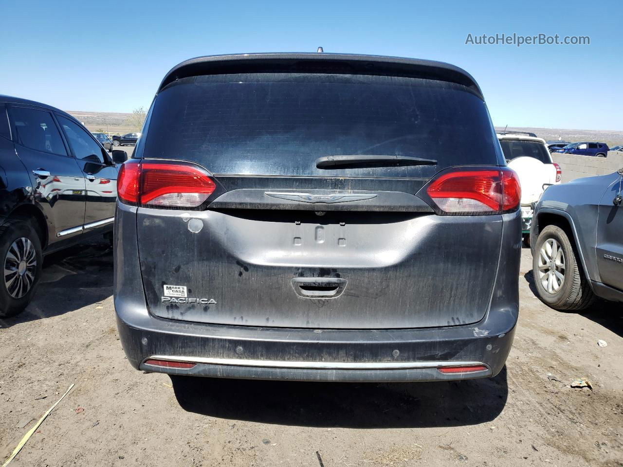 2017 Chrysler Pacifica Touring L Угольный vin: 2C4RC1BG7HR535004