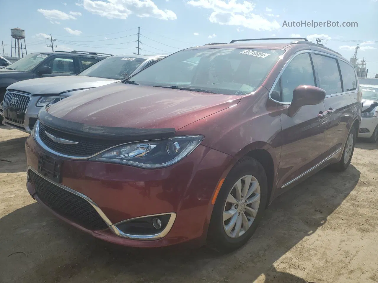 2017 Chrysler Pacifica Touring L Red vin: 2C4RC1BG7HR552188