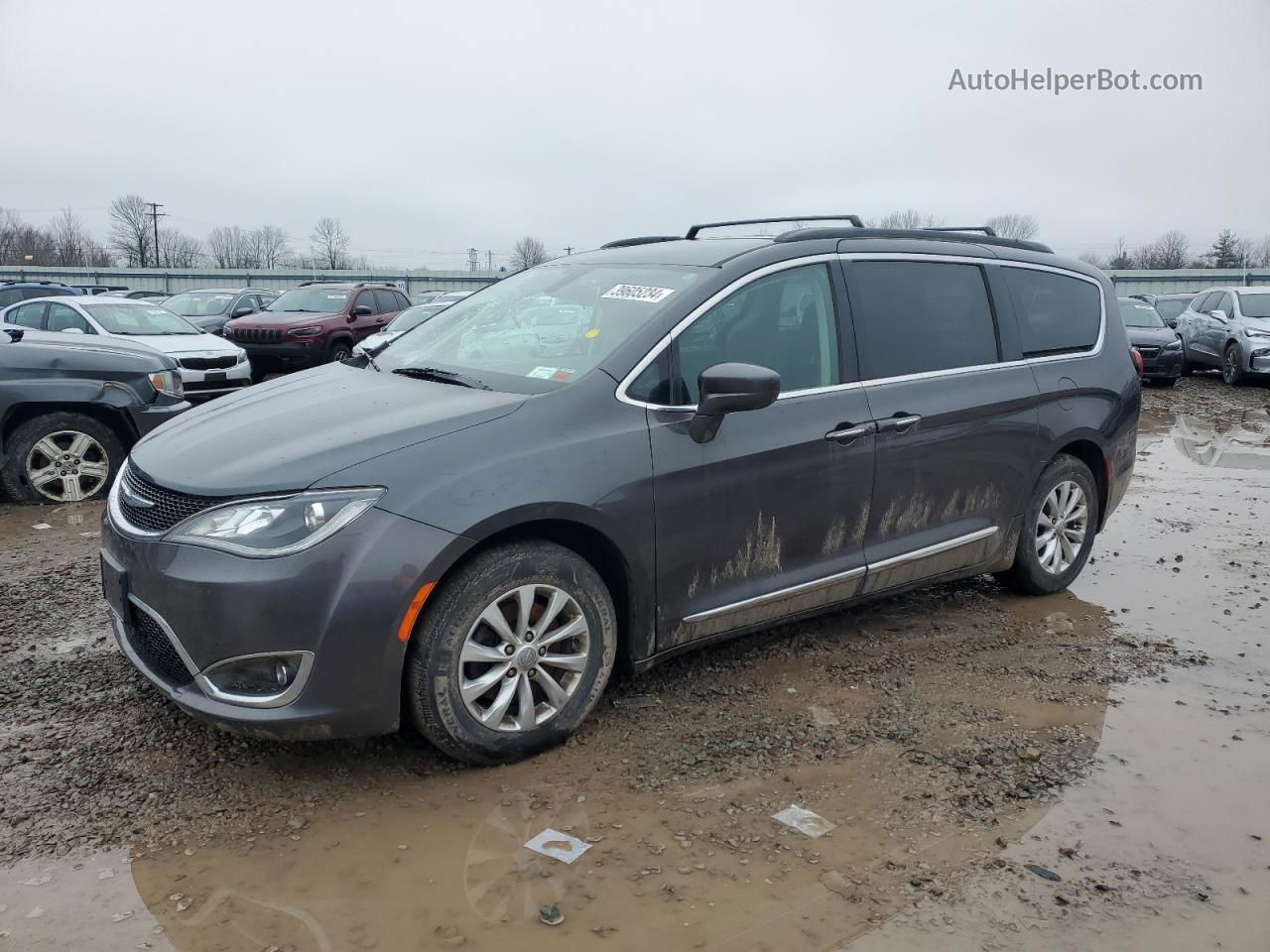 2017 Chrysler Pacifica Touring L Gray vin: 2C4RC1BG7HR795340