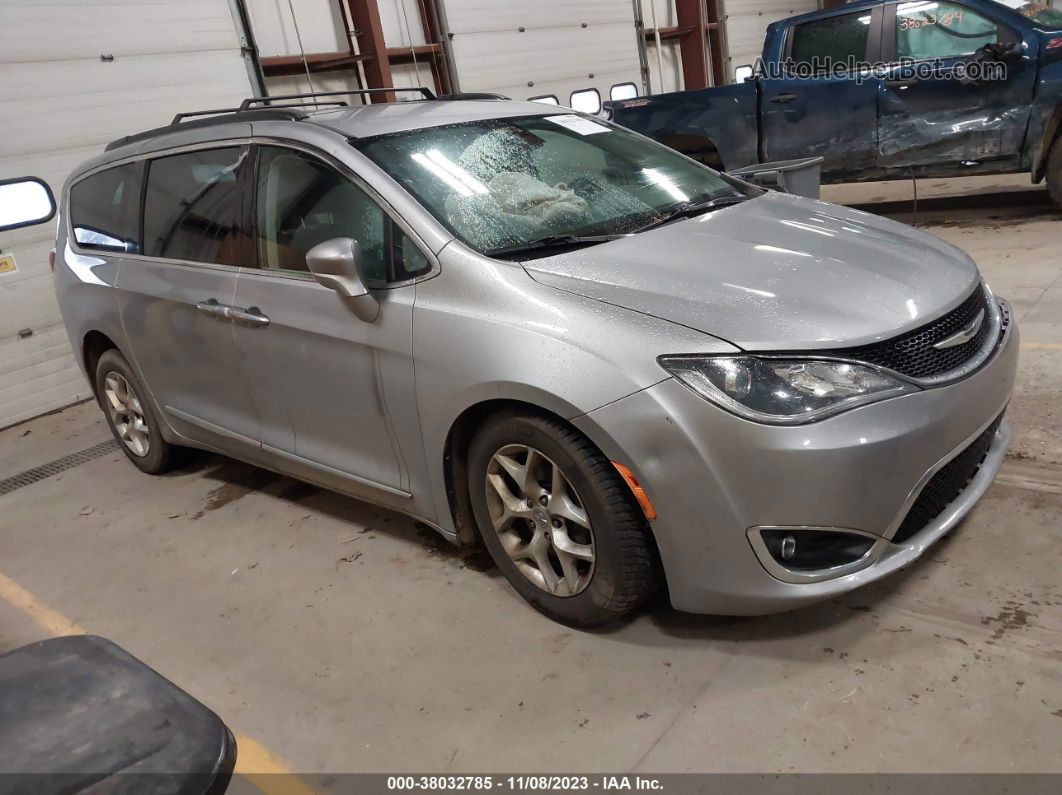 2017 Chrysler Pacifica Touring-l Gray vin: 2C4RC1BG7HR822911