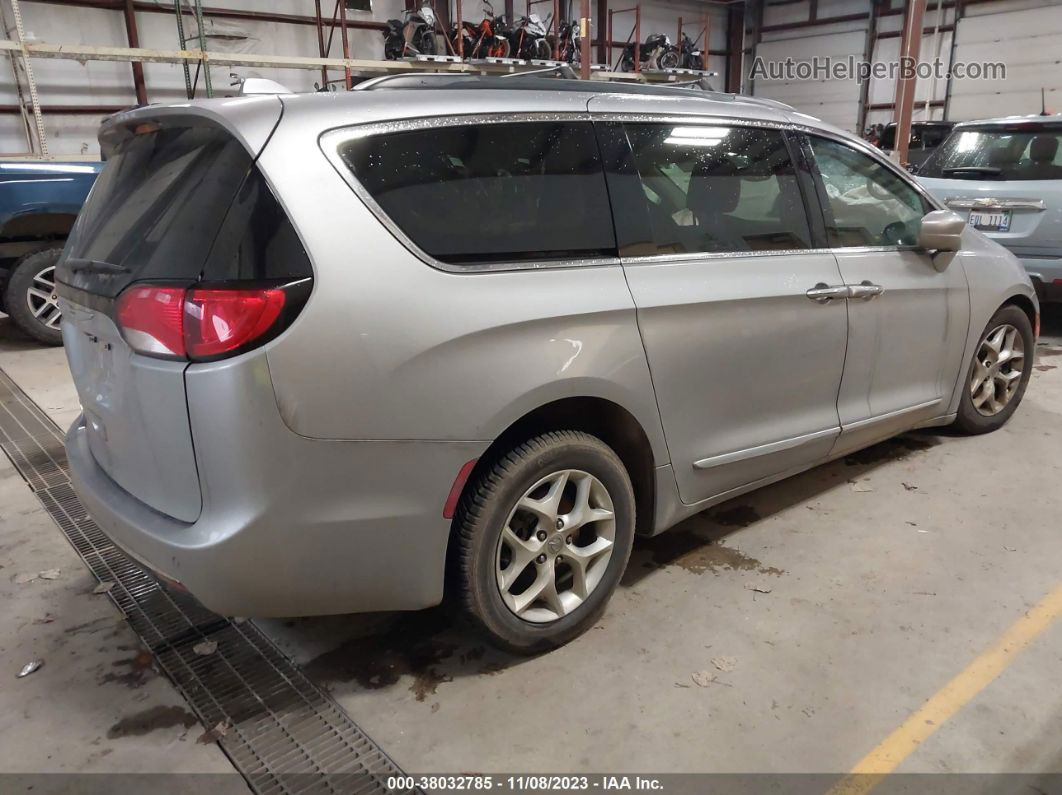 2017 Chrysler Pacifica Touring-l Gray vin: 2C4RC1BG7HR822911