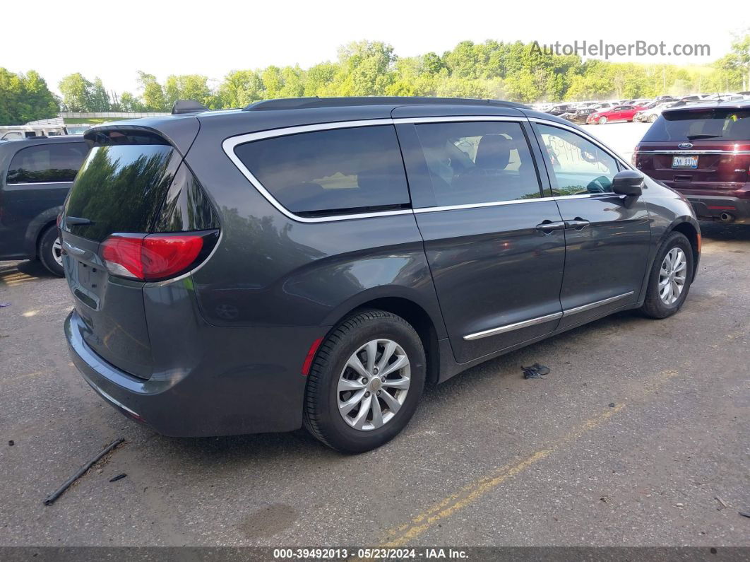 2017 Chrysler Pacifica Touring-l Gray vin: 2C4RC1BG7HR839966