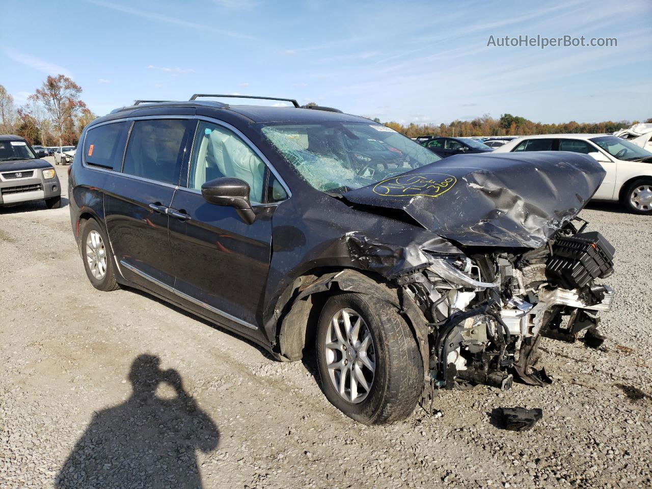 2020 Chrysler Pacifica Touring L Gray vin: 2C4RC1BG7LR279486