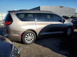 2017 Chrysler Pacifica Touring L Silver vin: 2C4RC1BG8HR535965