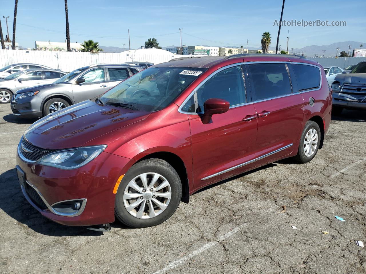 2017 Chrysler Pacifica Touring L Темно-бордовый vin: 2C4RC1BG8HR810590